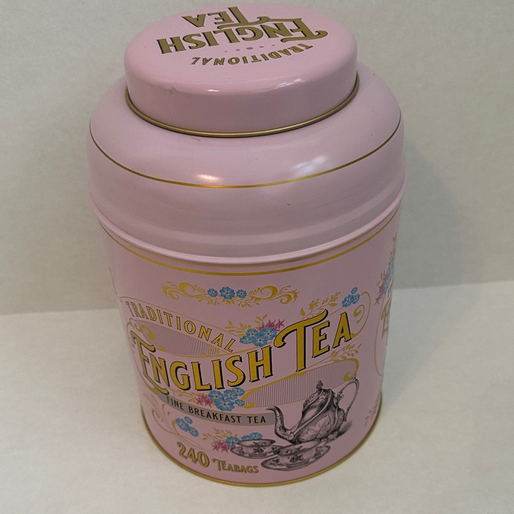 Traditional English Tea Pink Tin